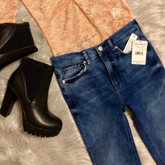 🆕 Free People Open Knee Skinny Jeans - Picture 8 of 8